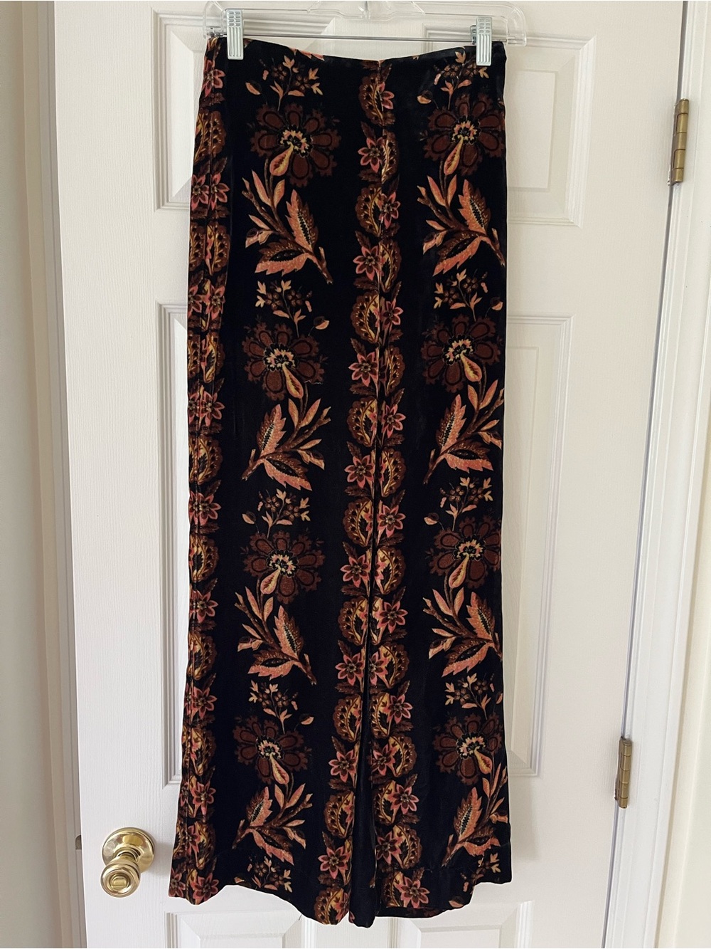 Cara Cara Venezia Jacket and Firenze Pant Set in Luxe Printed Velvet, Size 2, XS - Picture 11 of 16
